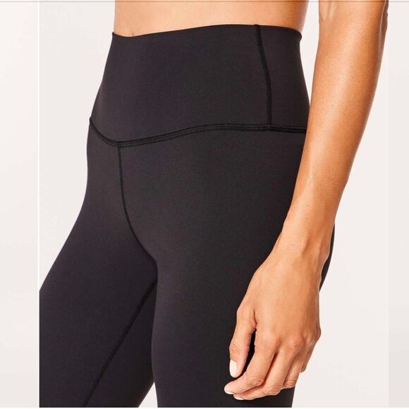 Lululemon Wunder Under Hi-Rise 7/8 Tight Full-On Luon 25"
Black Size 2 - Picture 4 of 10